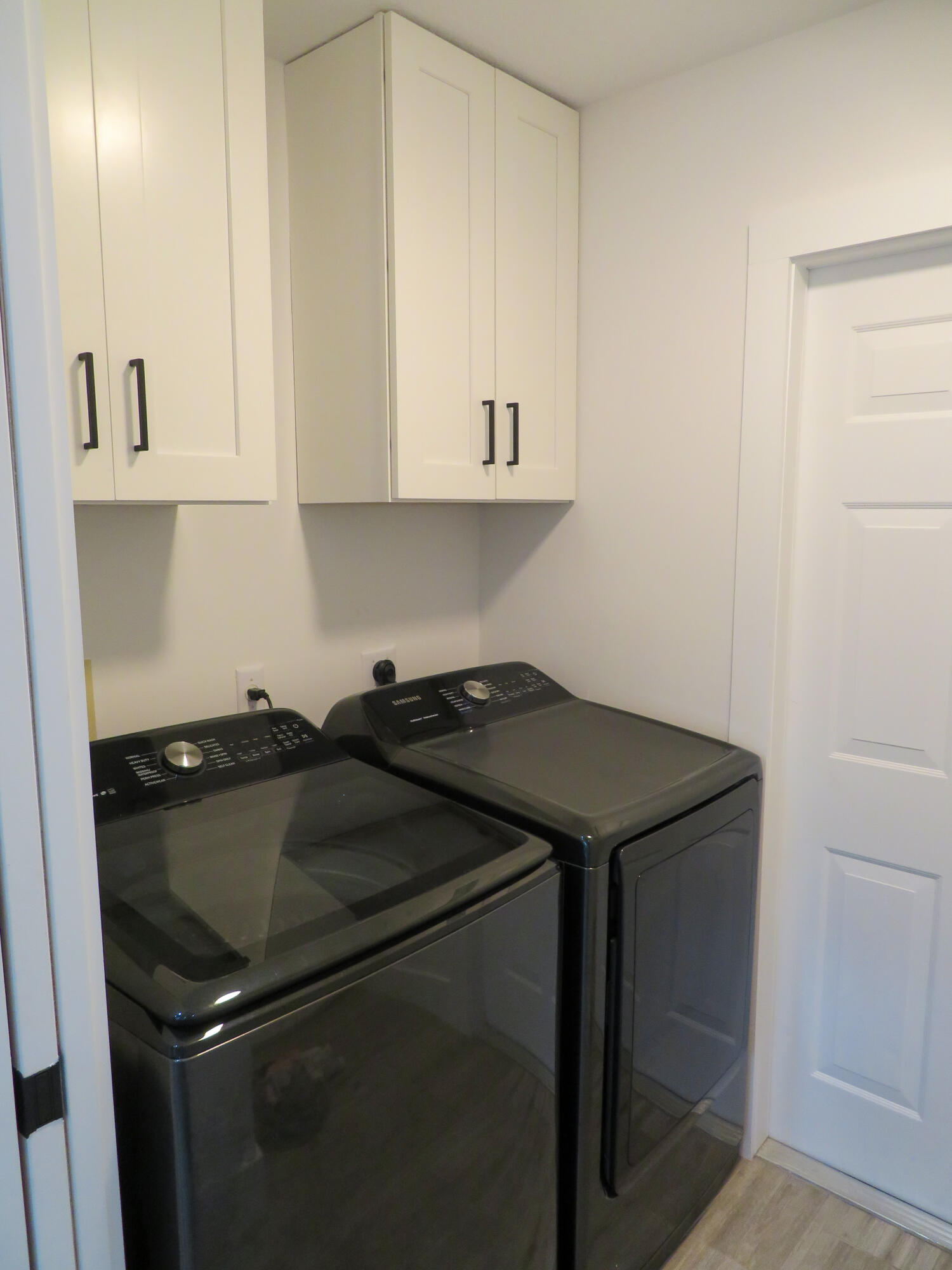 NORTH PALM BEACH HEIGHTS - Residential