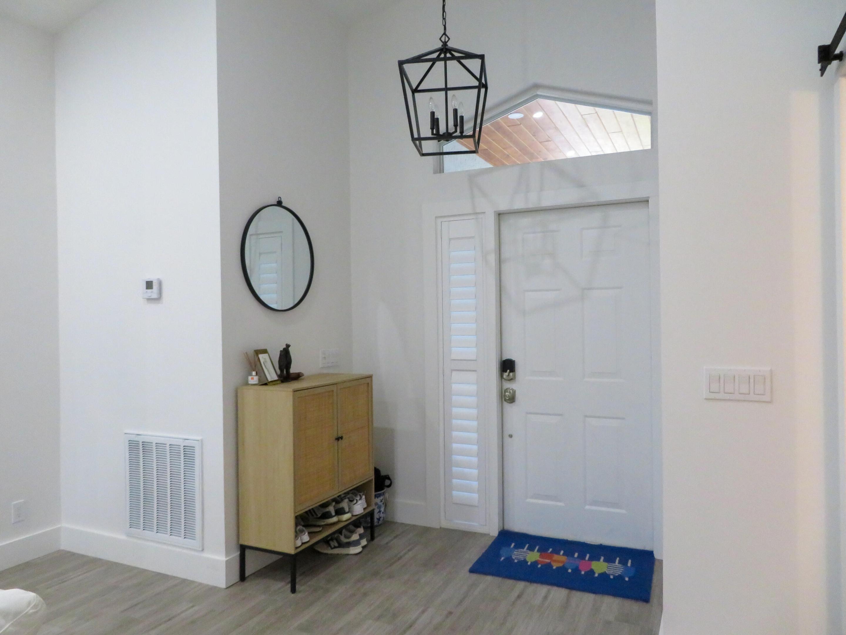 NORTH PALM BEACH HEIGHTS - Residential