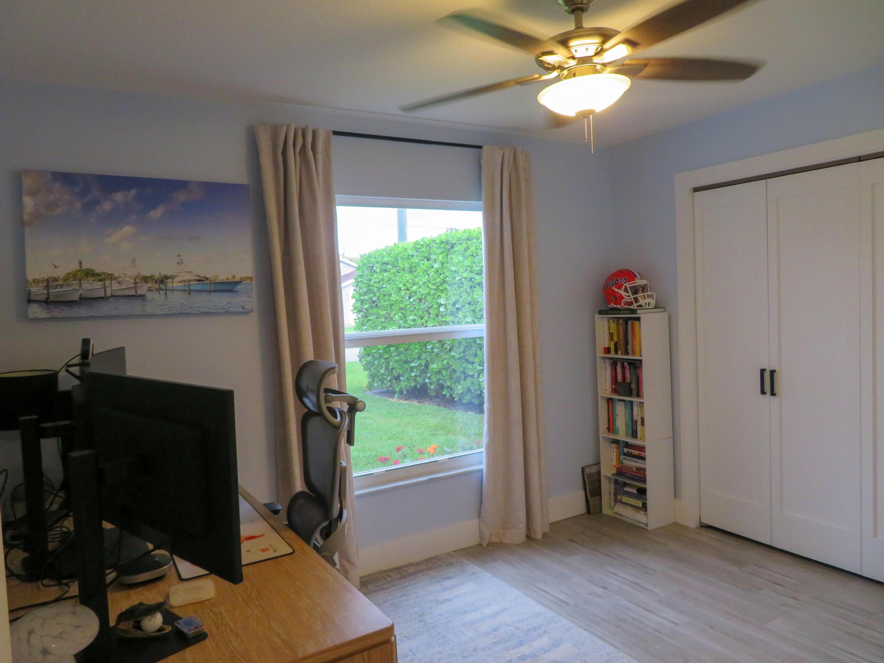 NORTH PALM BEACH HEIGHTS - Residential