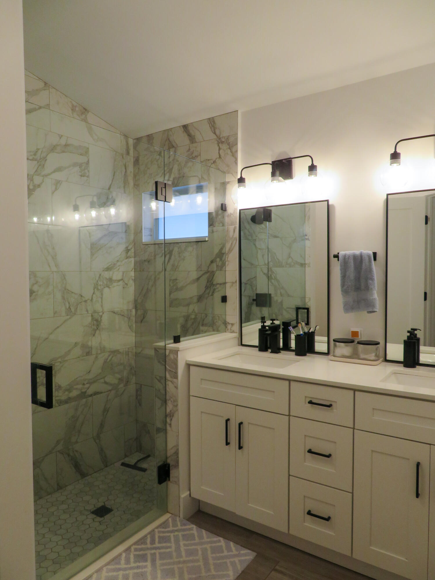 NORTH PALM BEACH HEIGHTS - Residential