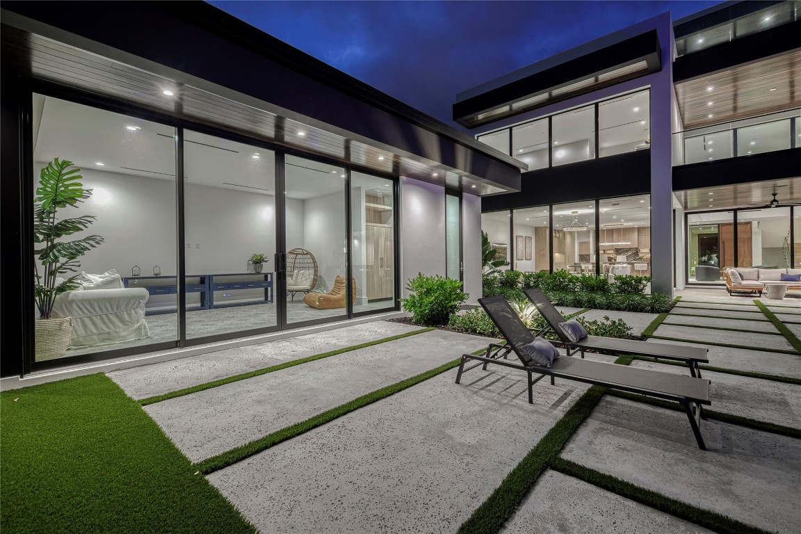 Victoria Isles 15-67 B - Residential