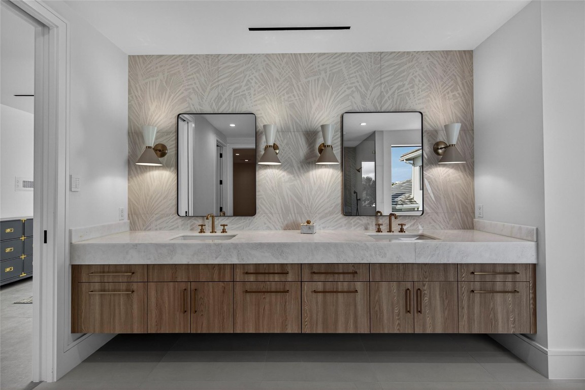 Victoria Isles 15-67 B - Residential