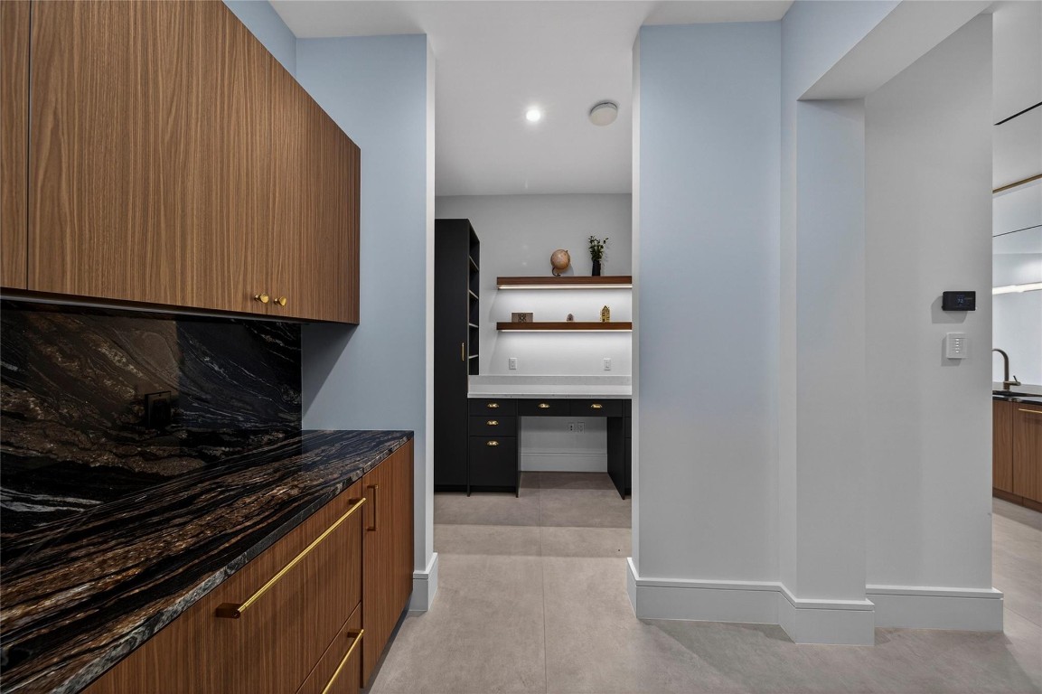 Victoria Isles 15-67 B - Residential