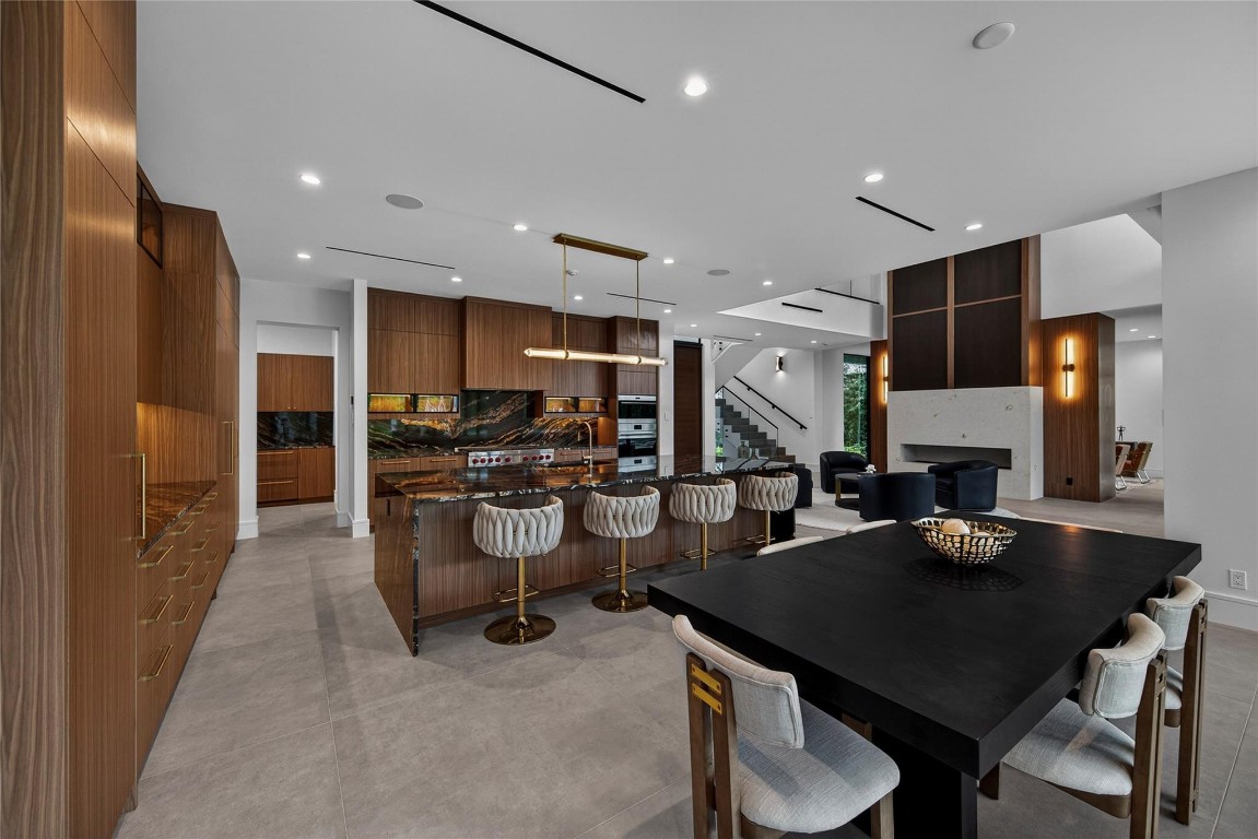 Victoria Isles 15-67 B - Residential