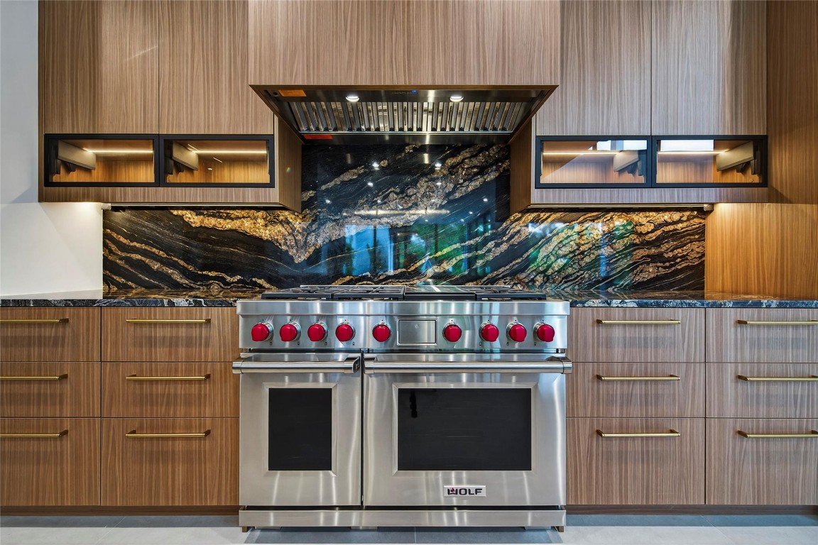 Victoria Isles 15-67 B - Residential