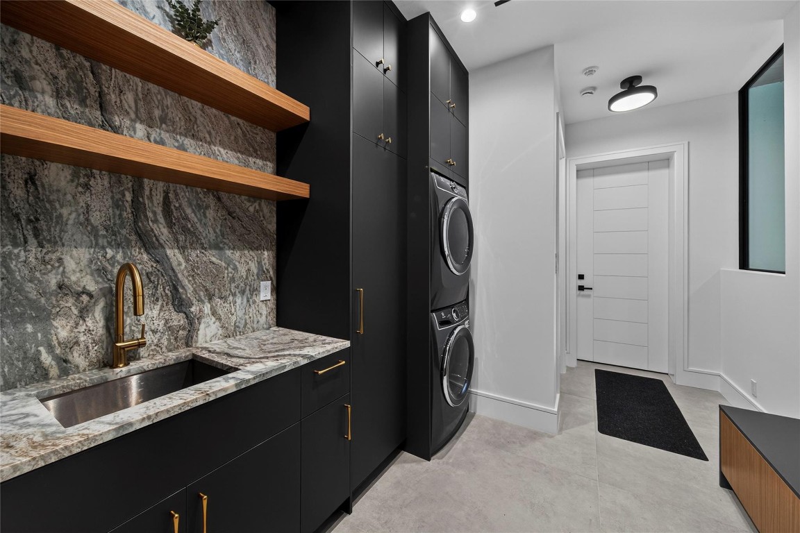 Victoria Isles 15-67 B - Residential