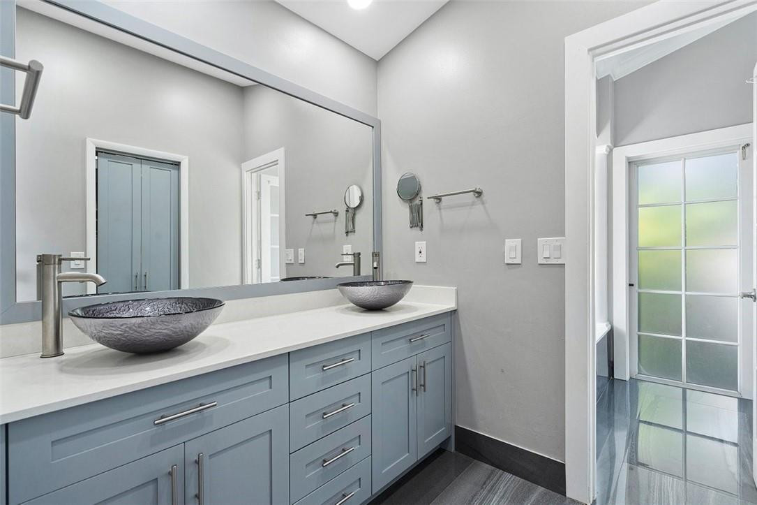 Pine Ridge 112-37 B - Residential