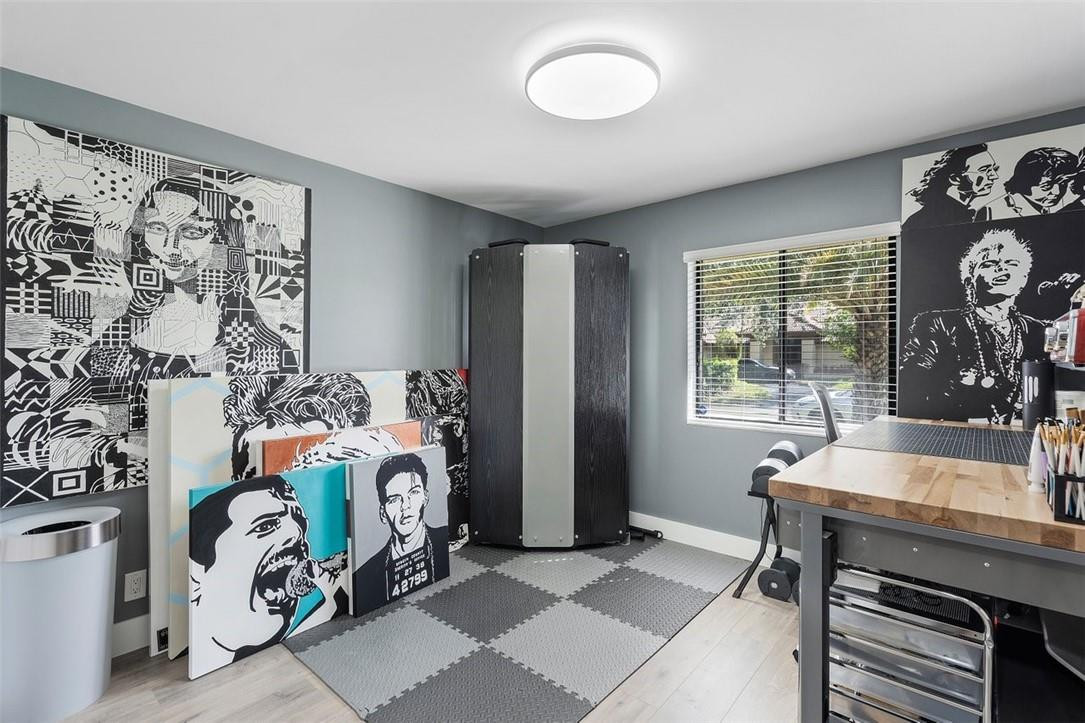 Pine Ridge 112-37 B - Residential