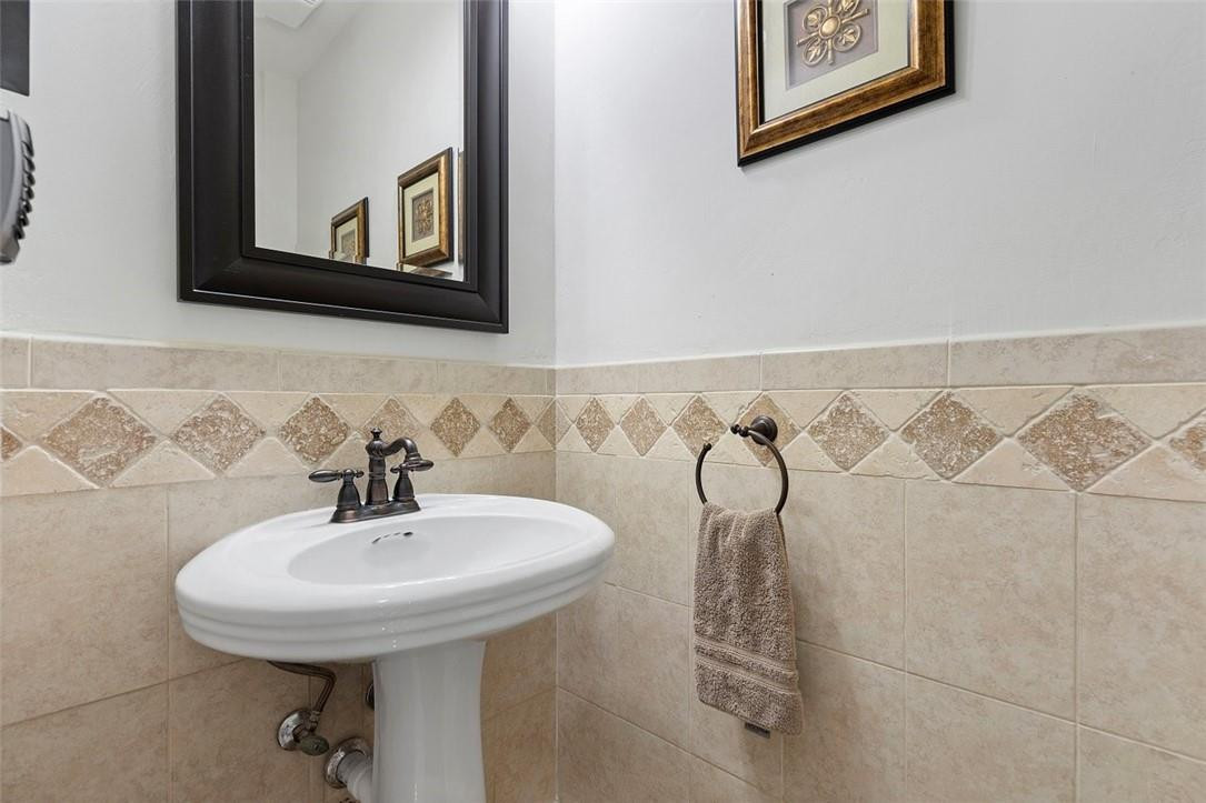 Pine Ridge 112-37 B - Residential