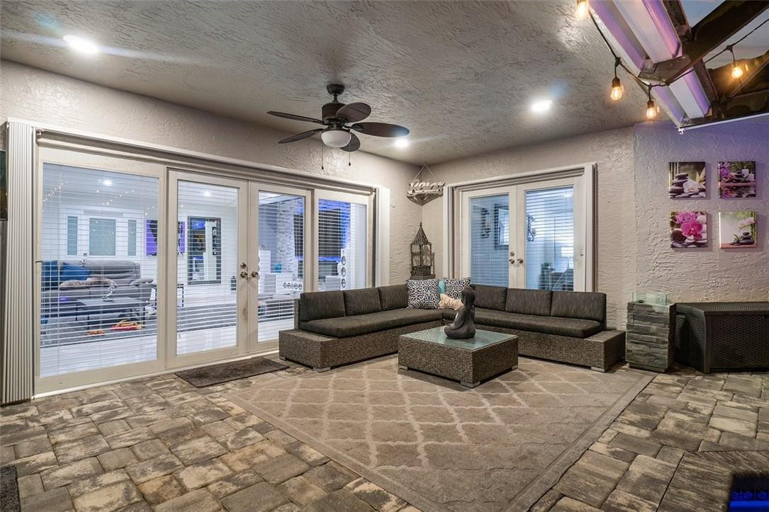 Pine Ridge 112-37 B - Residential