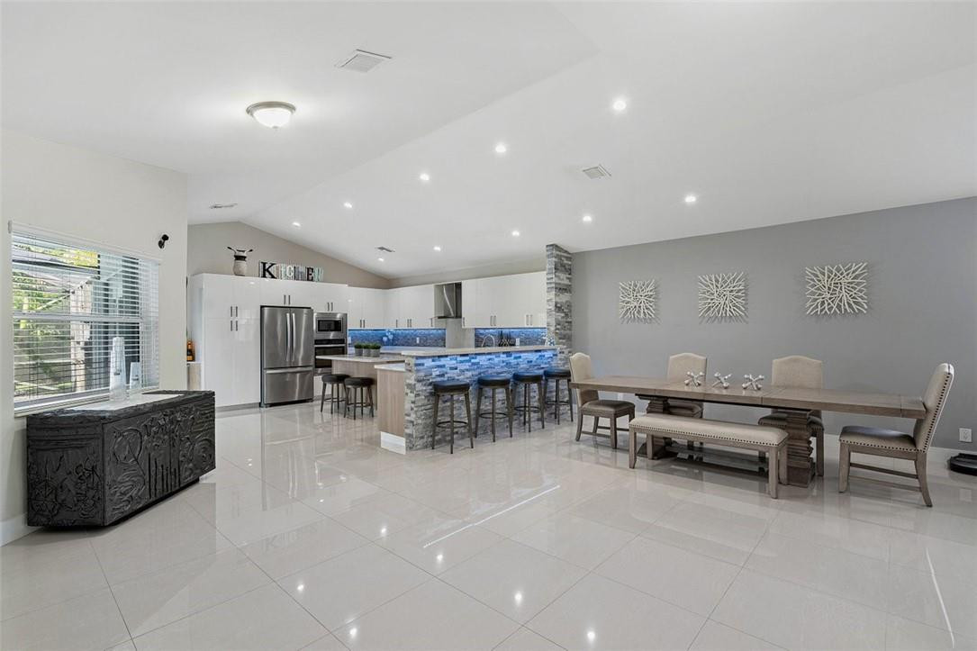 Pine Ridge 112-37 B - Residential