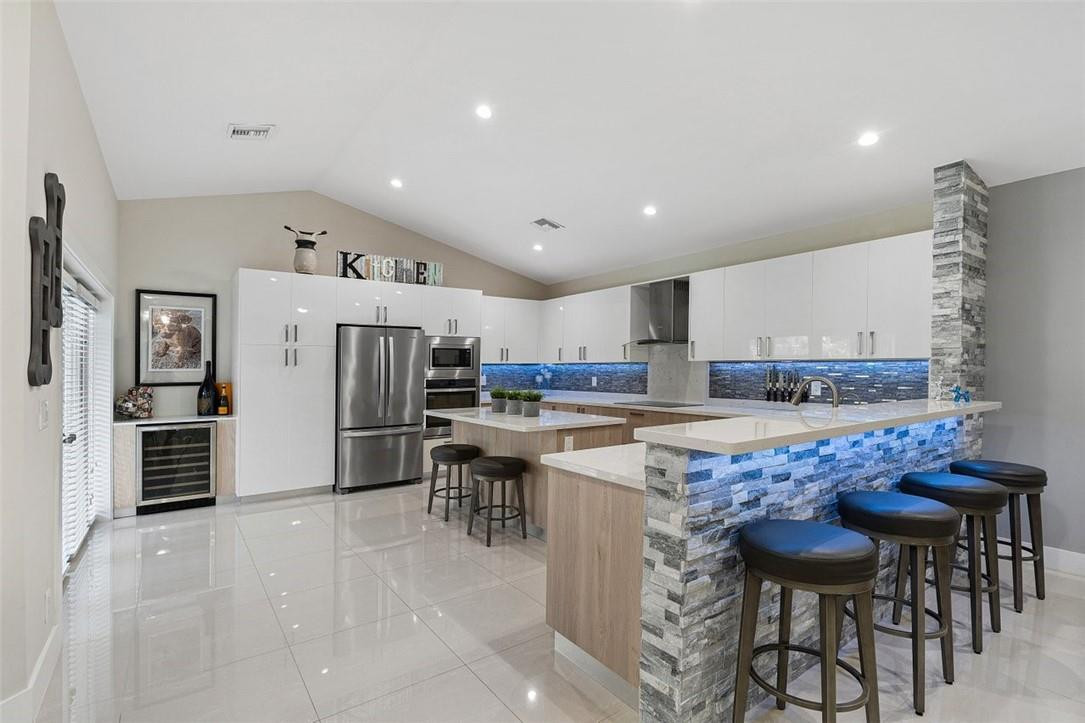 Pine Ridge 112-37 B - Residential