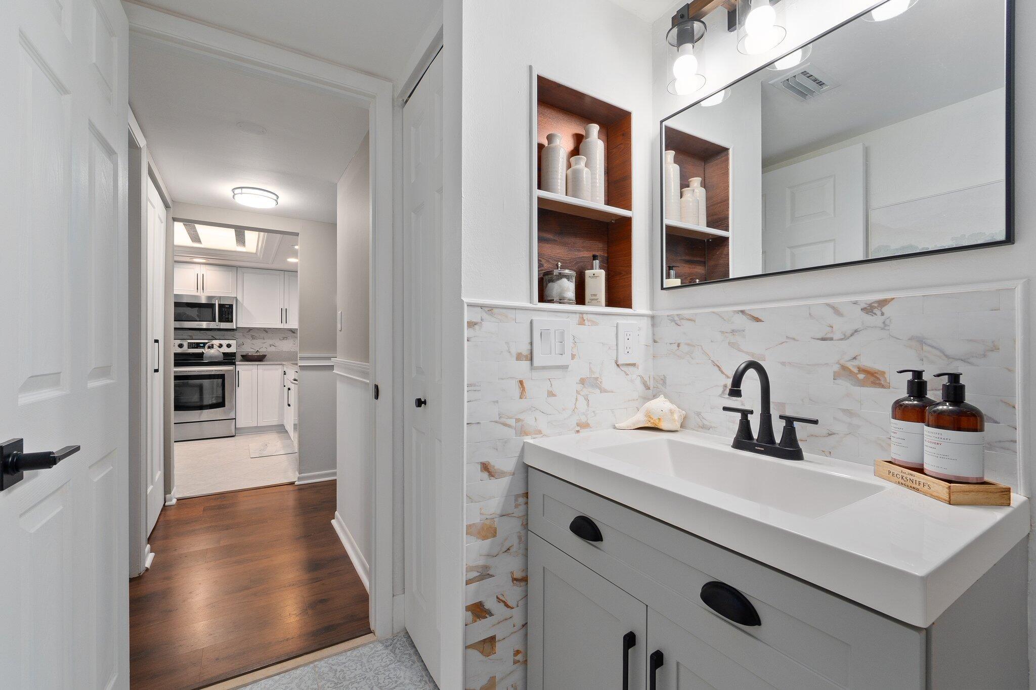 LAKESHORE VILLAGE OF MEADOWOOD PHASE 1 - Residential