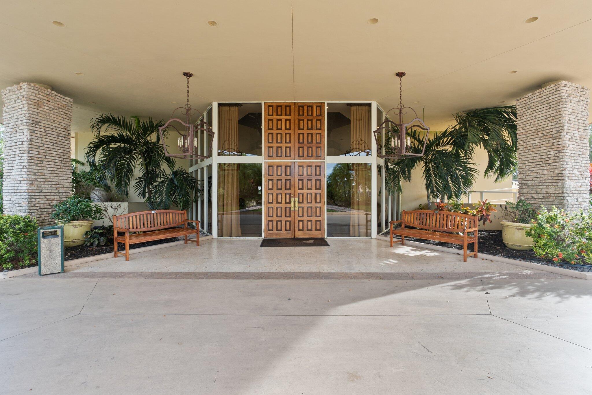 LAKESHORE VILLAGE OF MEADOWOOD PHASE 1 - Residential