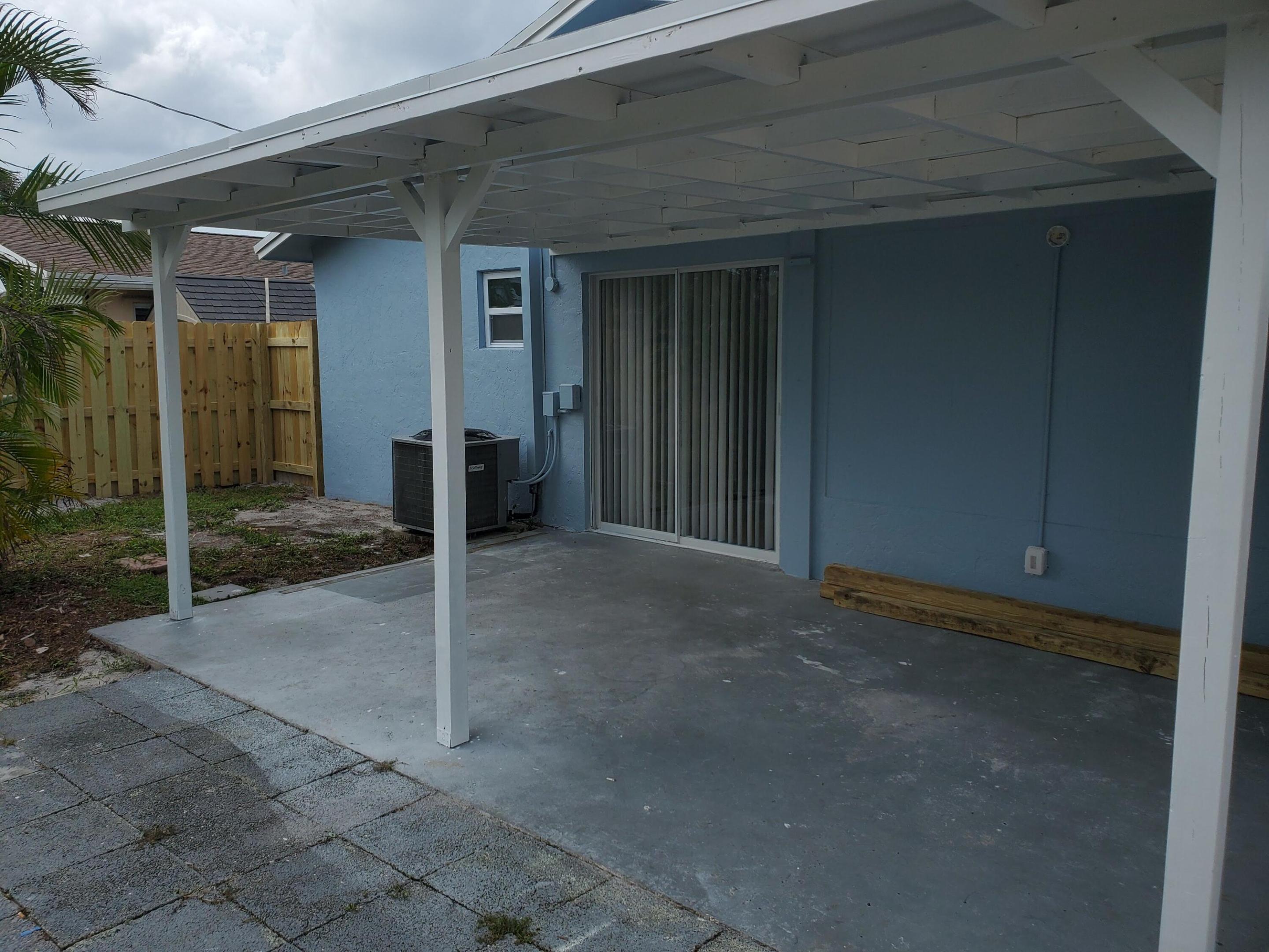 BOCA VISTA - Residential Lease