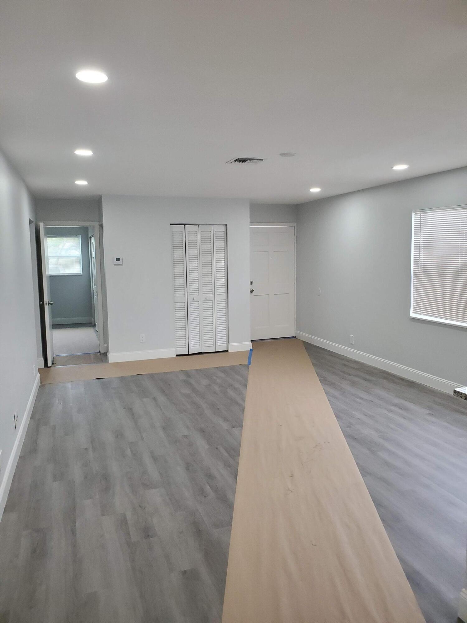 BOCA VISTA - Residential Lease
