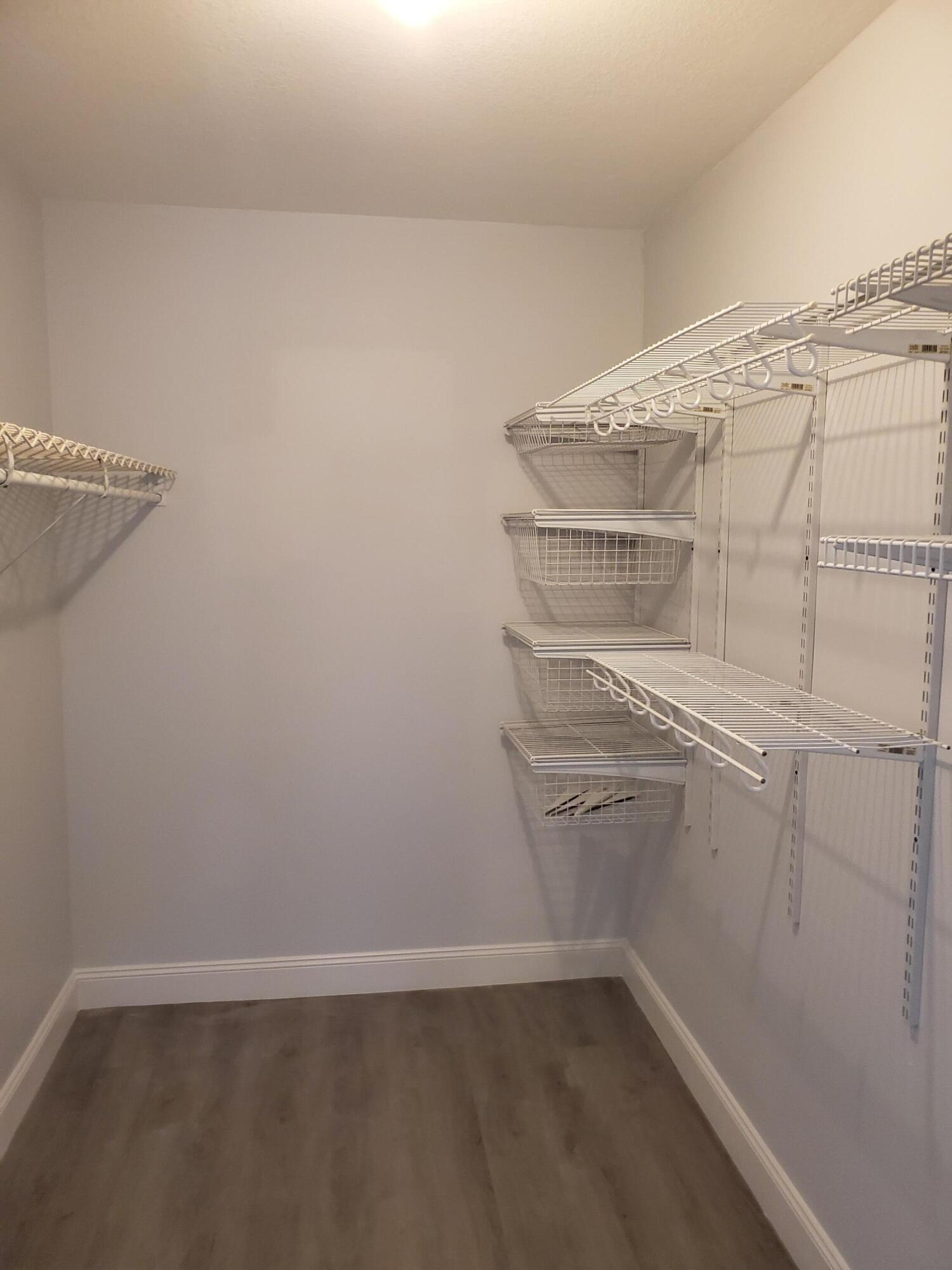 BOCA VISTA - Residential Lease