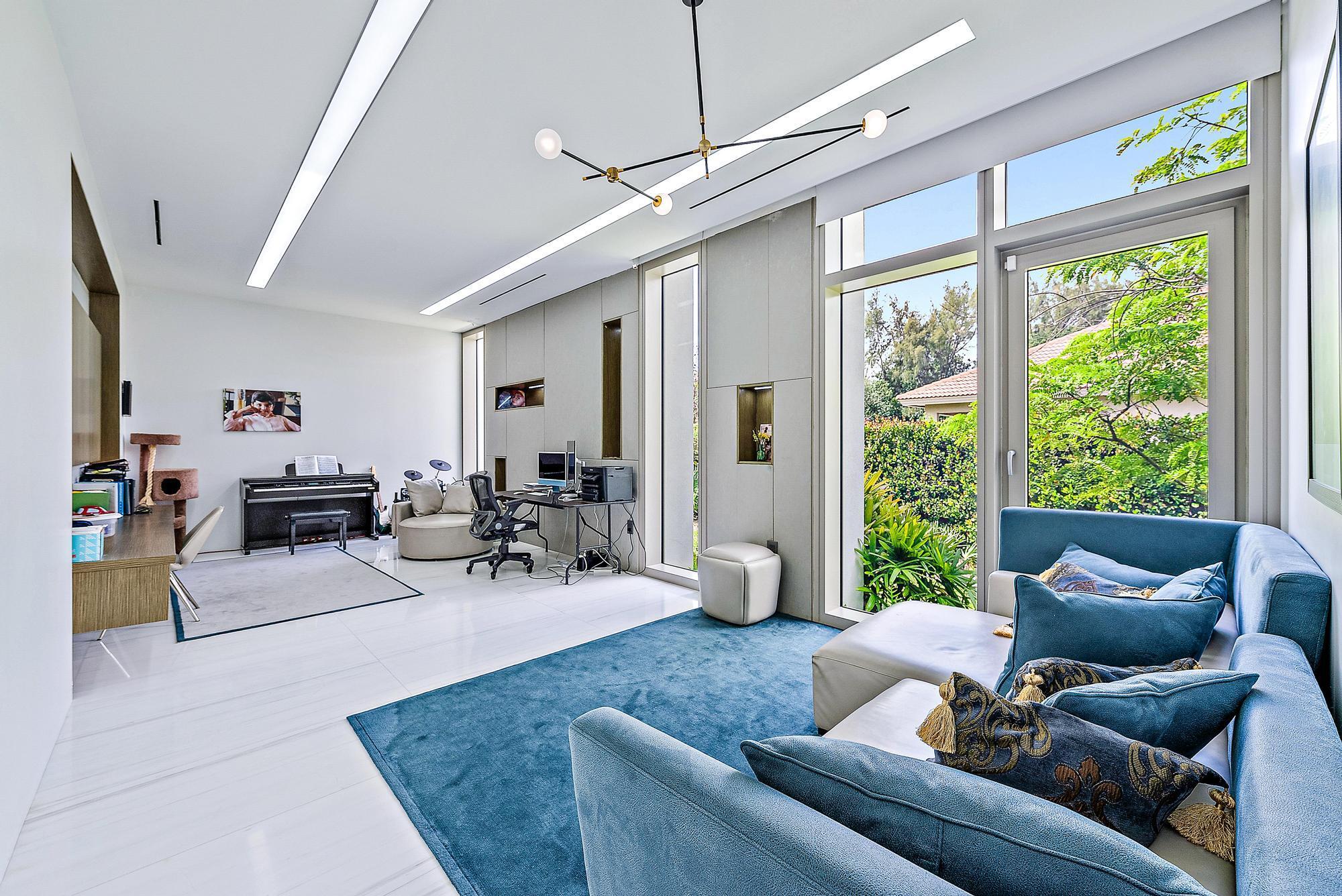 HORSESHOE ACRES WEST REPL - Residential