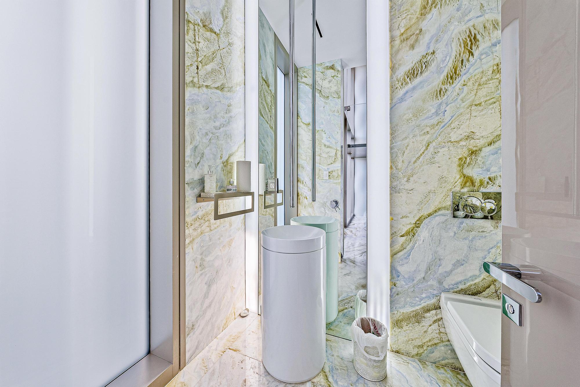 HORSESHOE ACRES WEST REPL - Residential