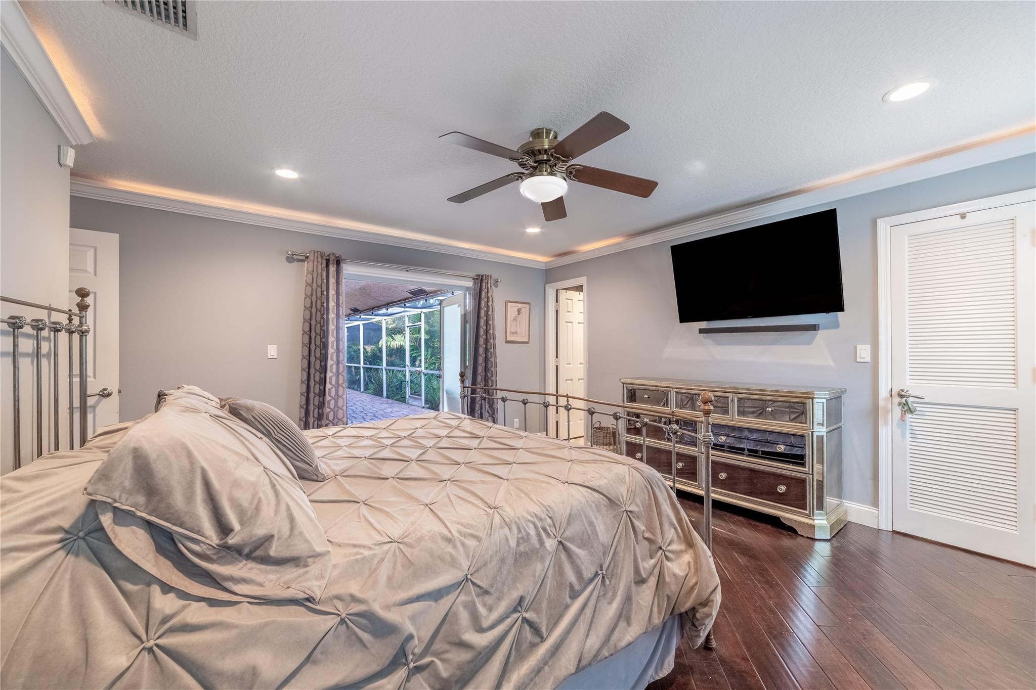 THE CROSSINGS - Residential