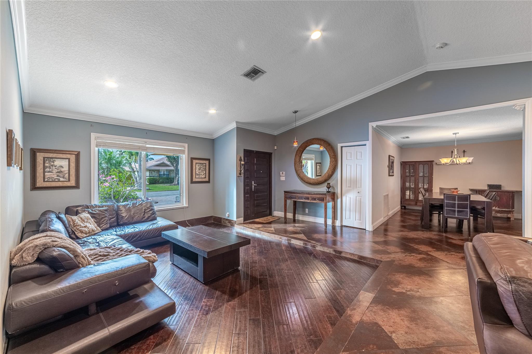 THE CROSSINGS - Residential