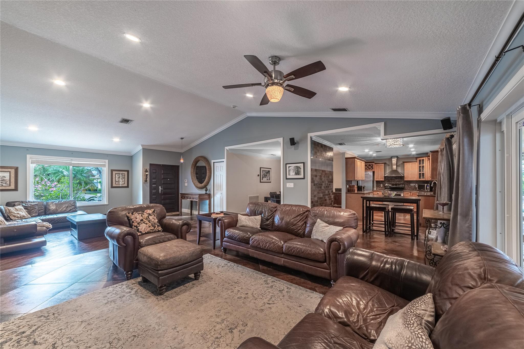 THE CROSSINGS - Residential