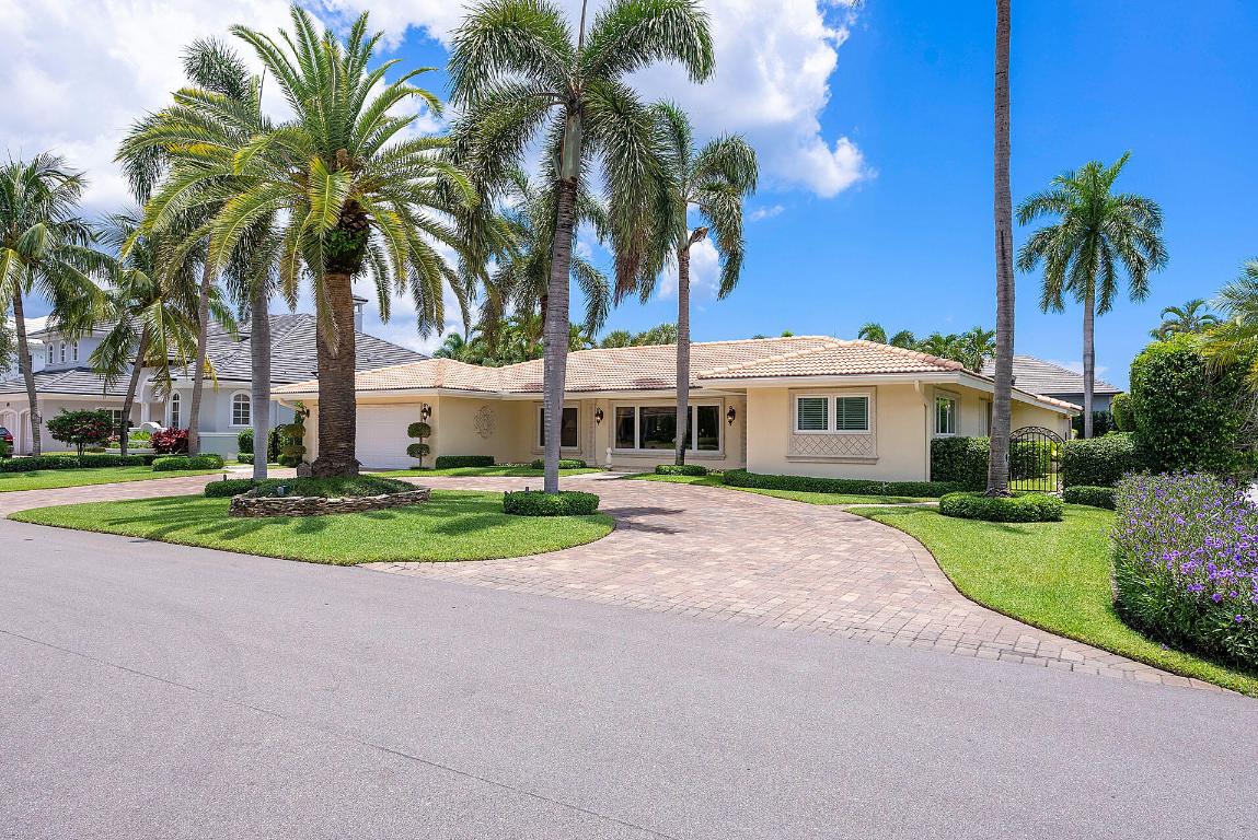 ROYAL PALM YACHT & COUNTRY CLUB - Residential