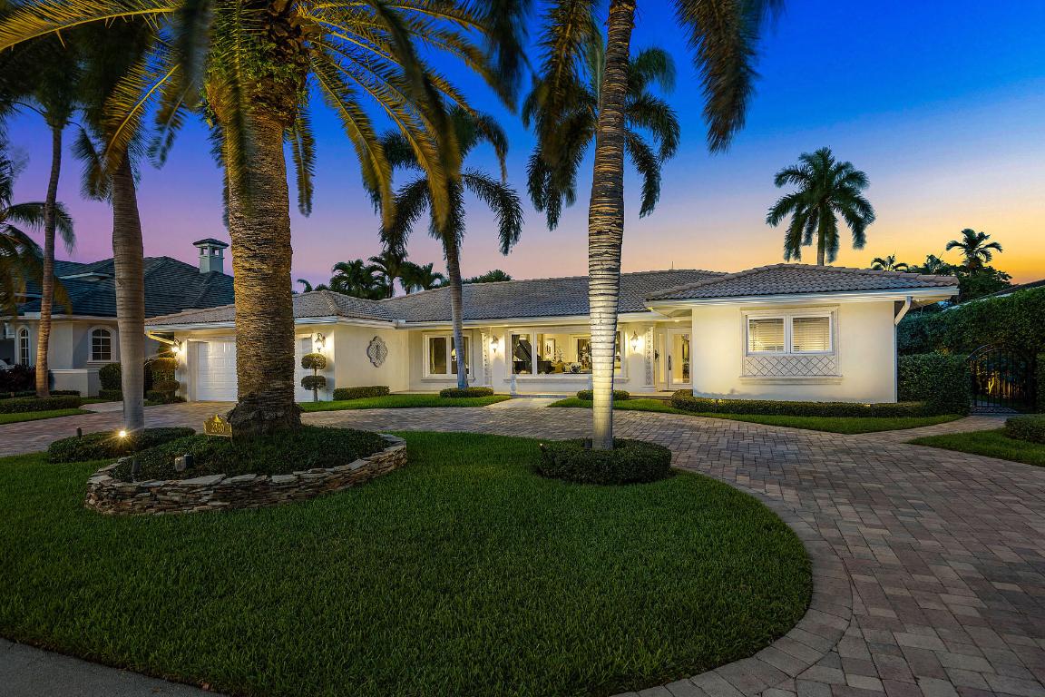 ROYAL PALM YACHT & COUNTRY CLUB - Residential