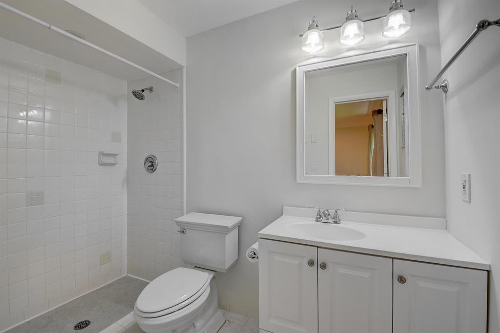 PARKVIEW MANOR CONDO - Residential