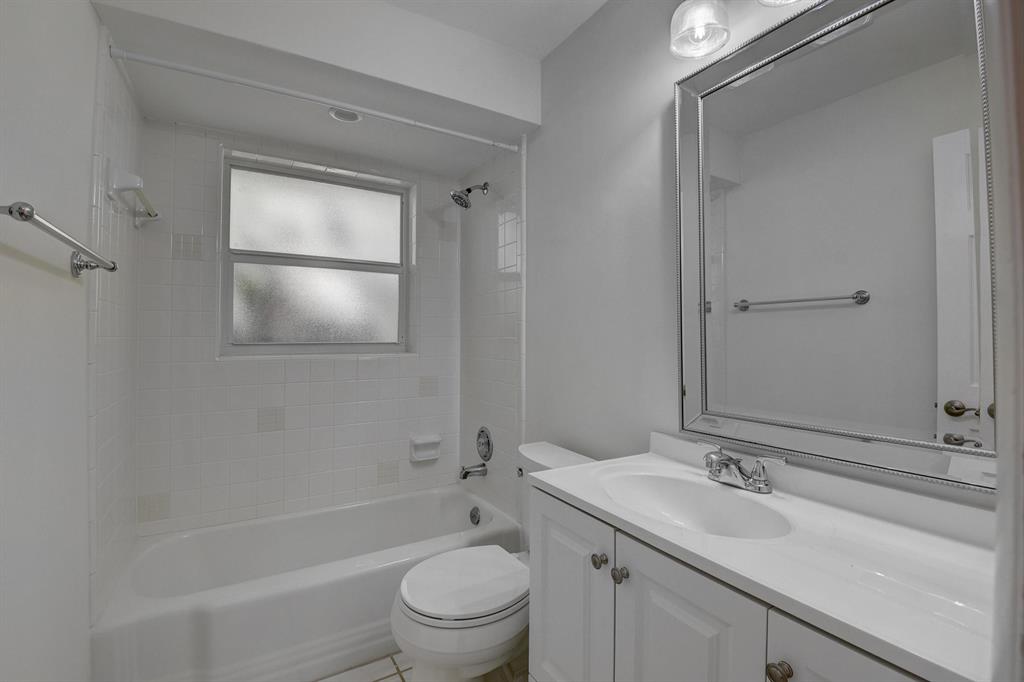 PARKVIEW MANOR CONDO - Residential