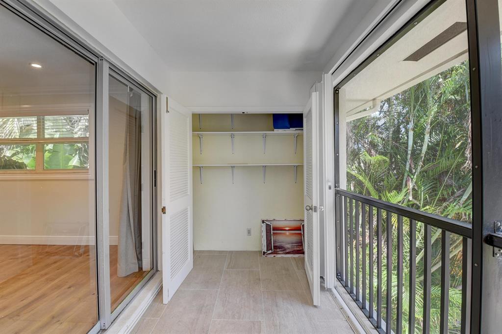 PARKVIEW MANOR CONDO - Residential