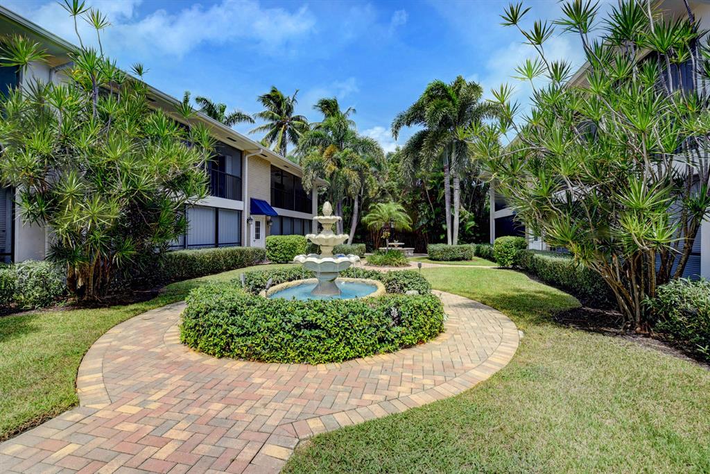 PARKVIEW MANOR CONDO - Residential