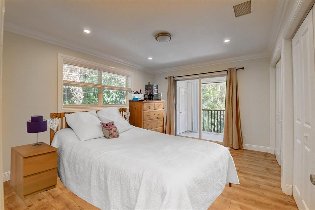 PARKVIEW MANOR CONDO - Residential