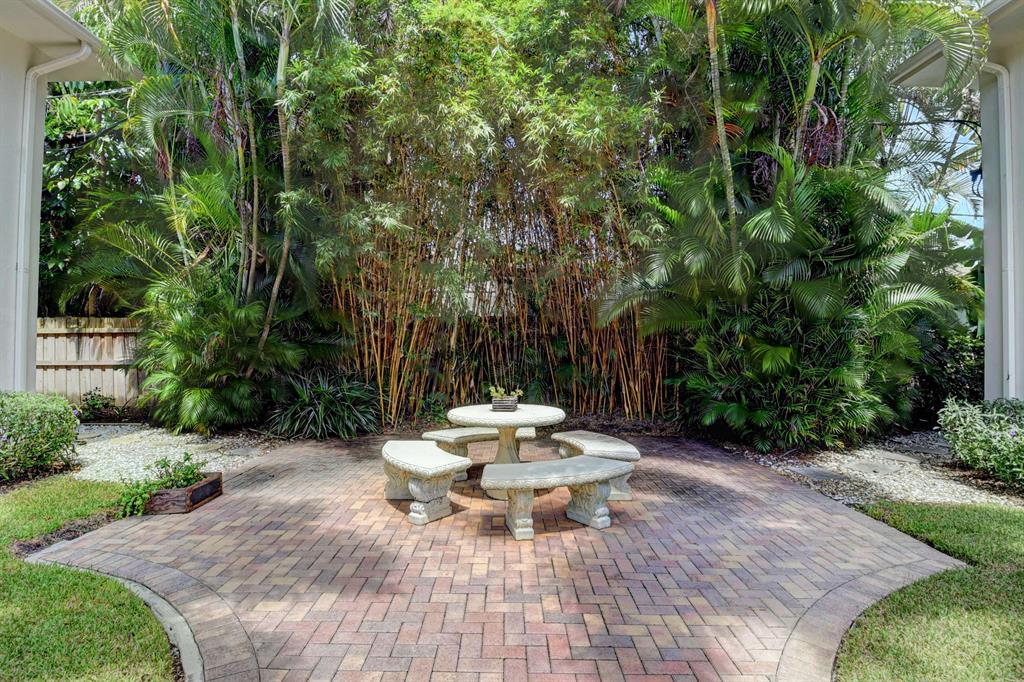 PARKVIEW MANOR CONDO - Residential