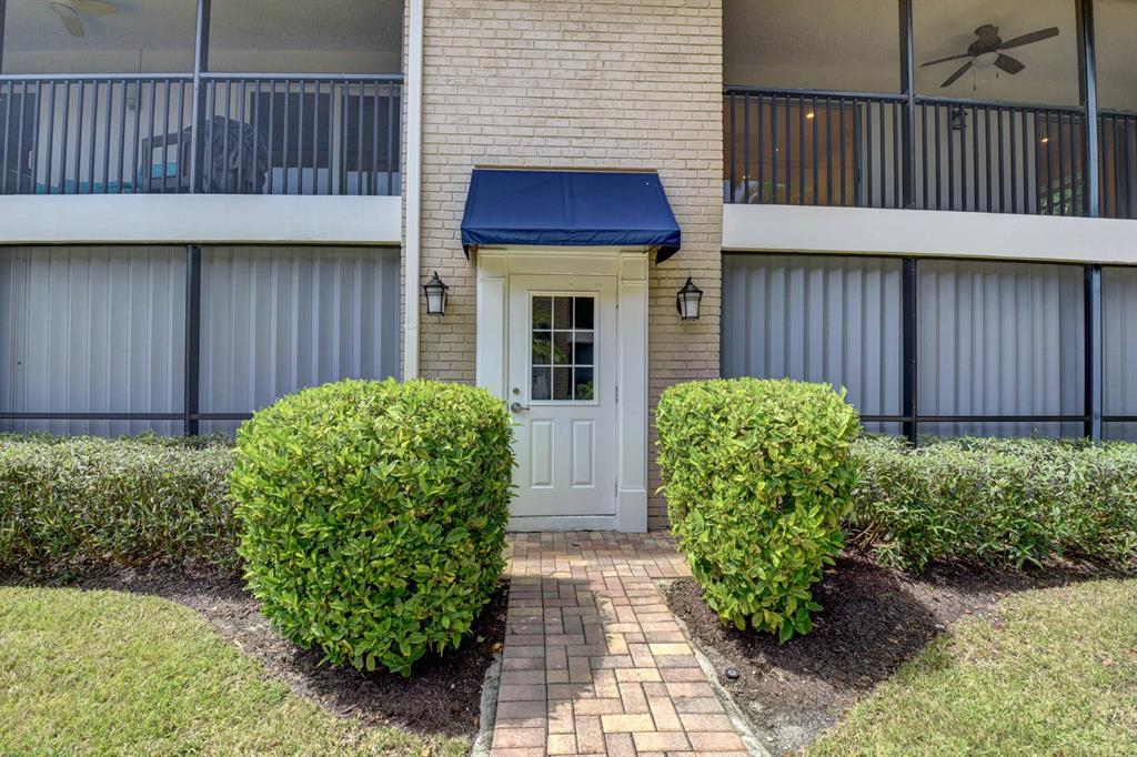 PARKVIEW MANOR CONDO - Residential