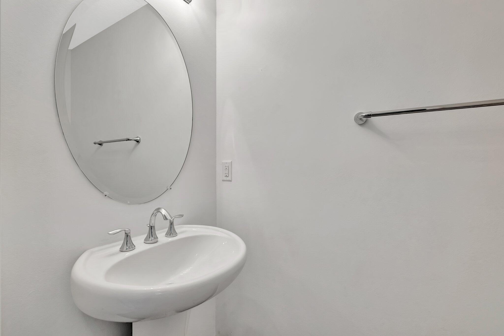 COLONY RESERVE AT LAKE WORTH - Residential