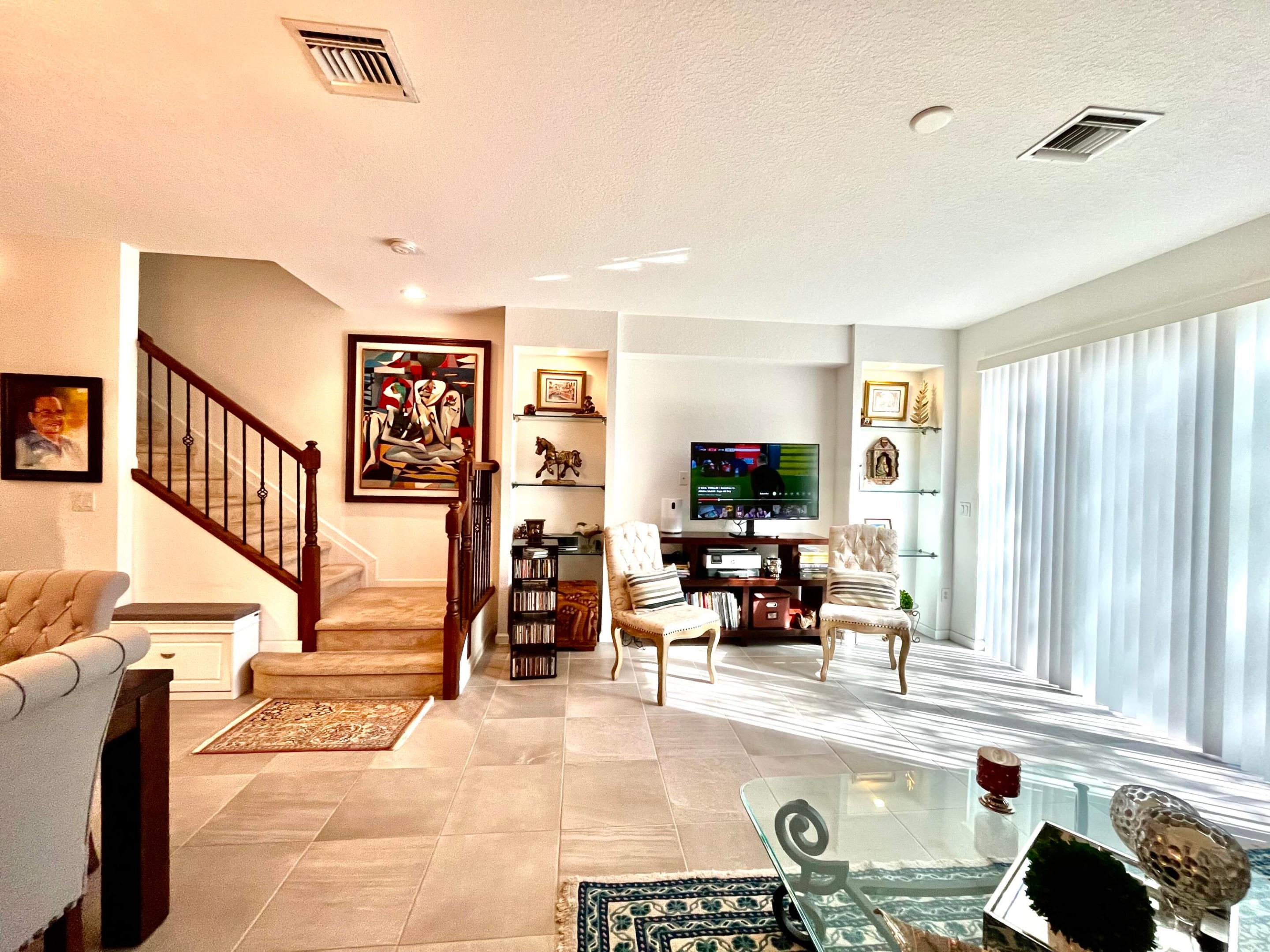 COLONY RESERVE AT LAKE WORTH - Residential