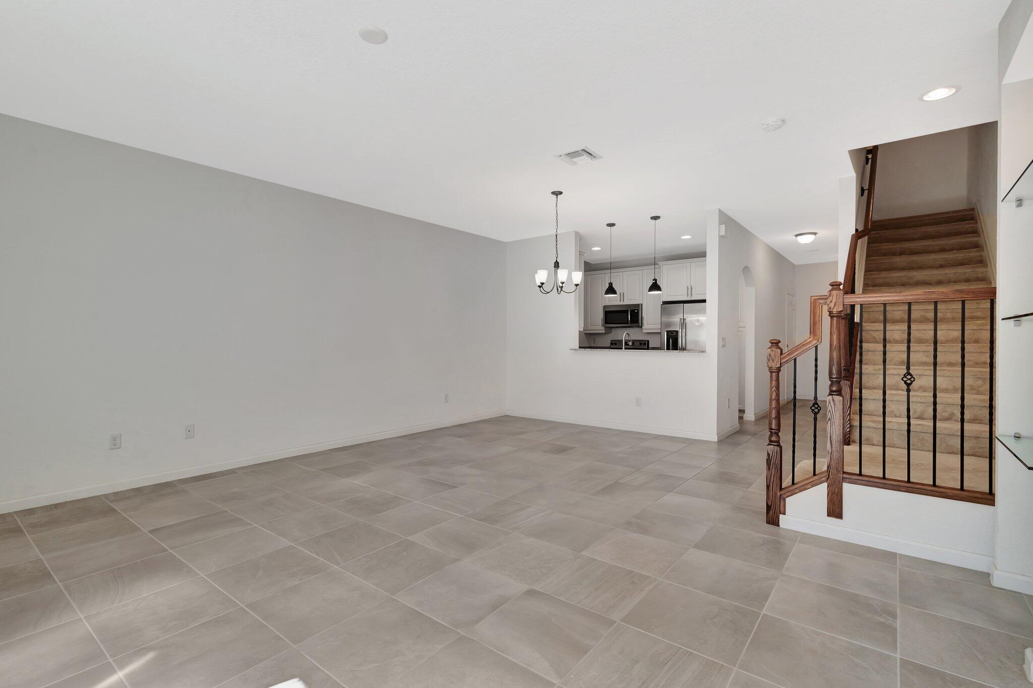 COLONY RESERVE AT LAKE WORTH - Residential