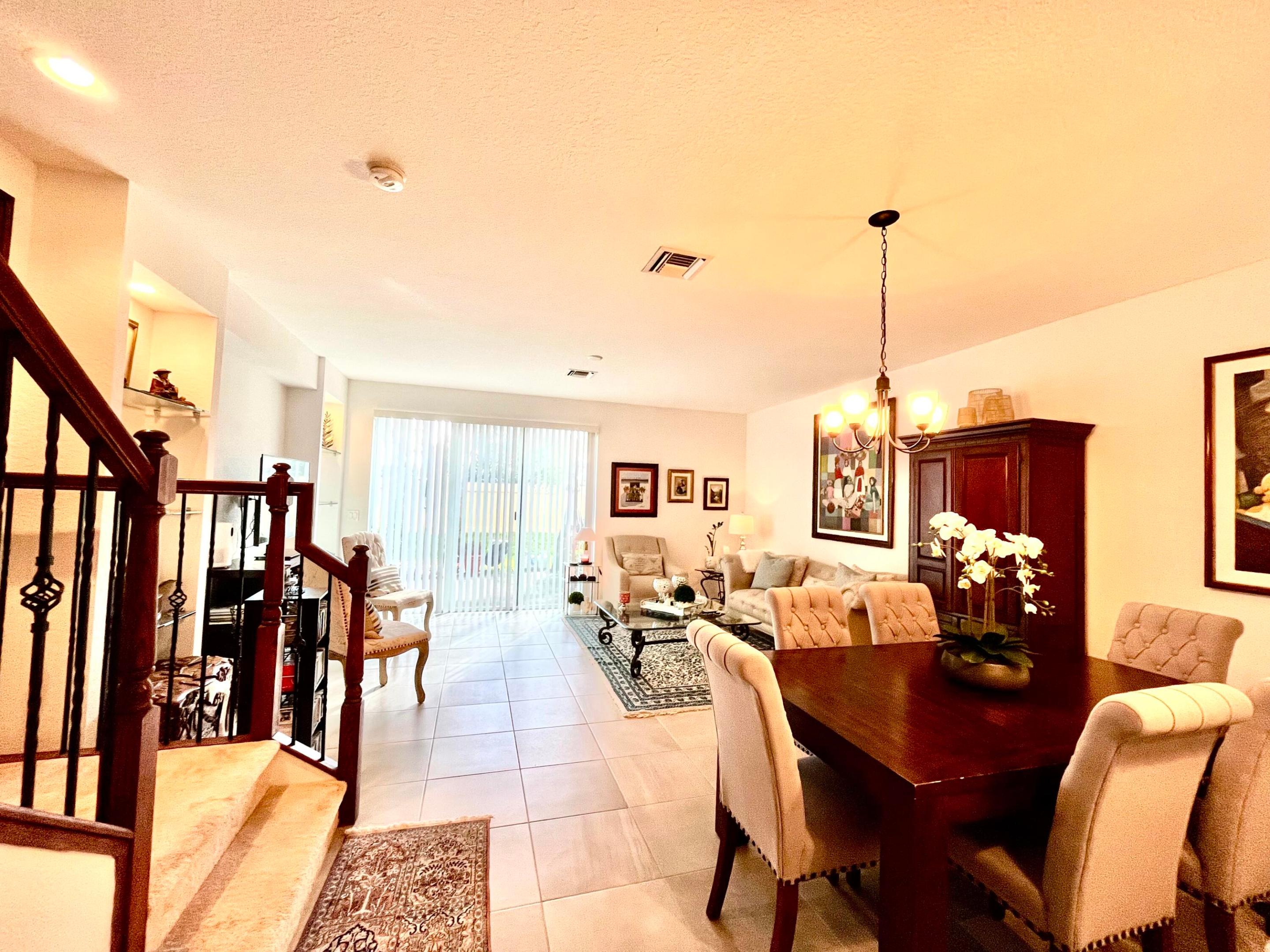 COLONY RESERVE AT LAKE WORTH - Residential