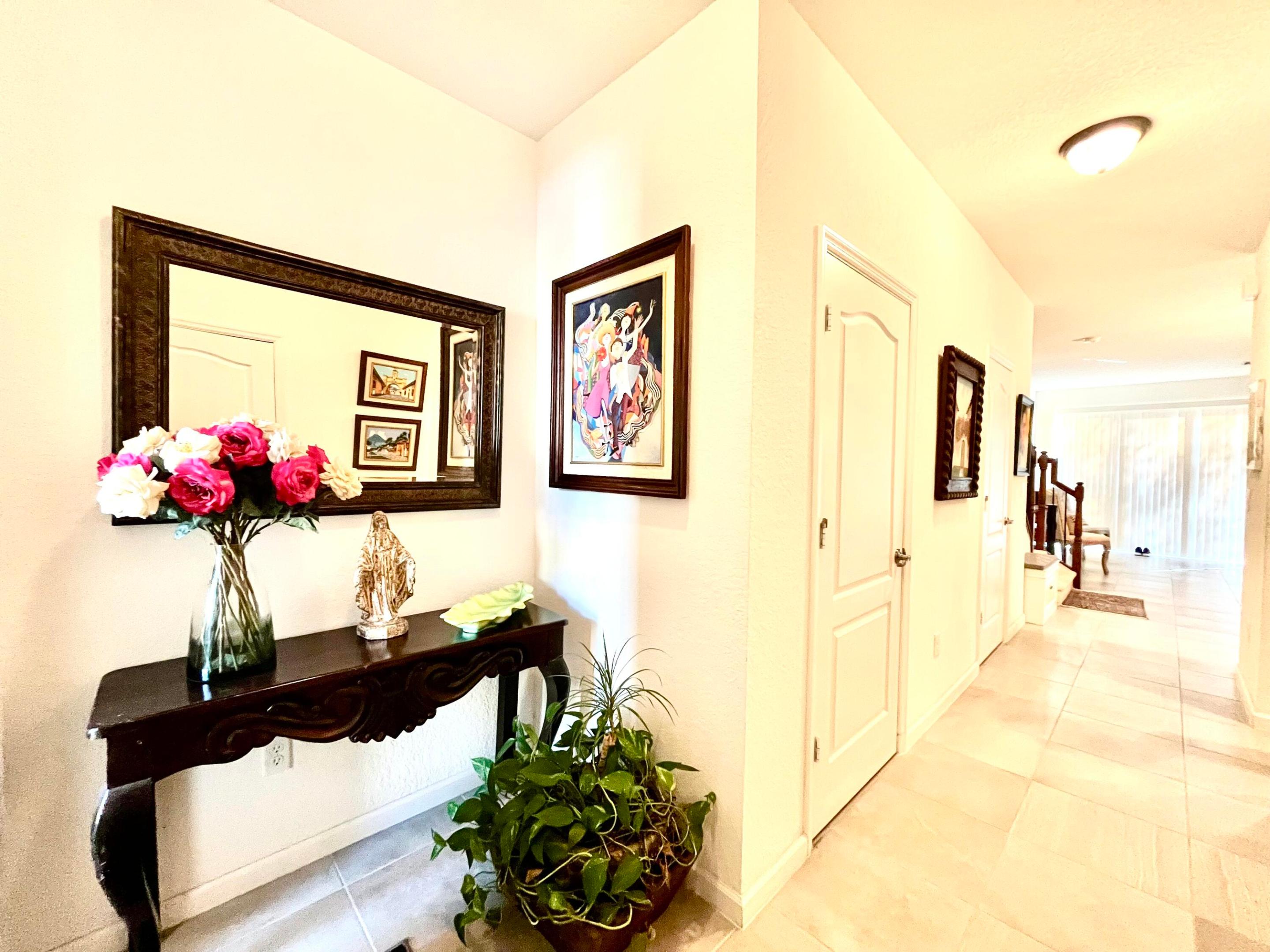 COLONY RESERVE AT LAKE WORTH - Residential