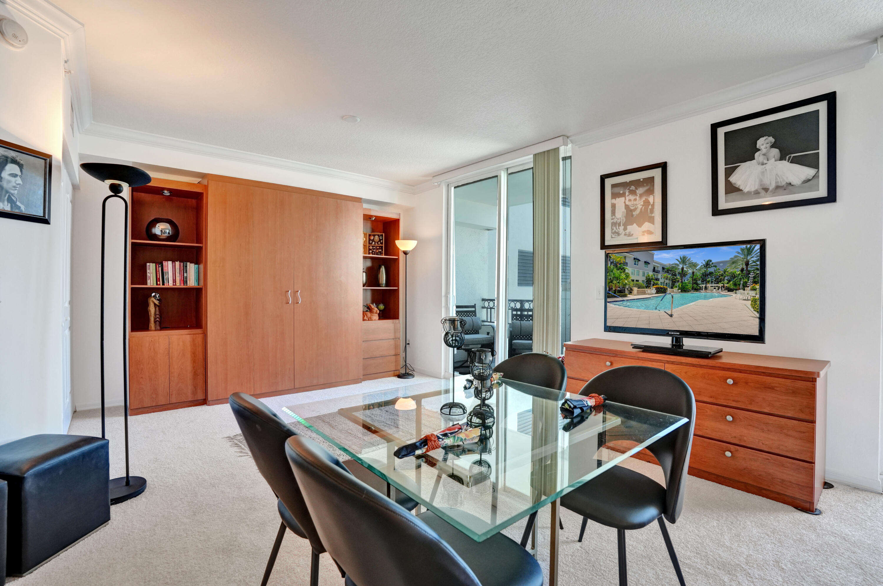 PRADO CONDO - Residential