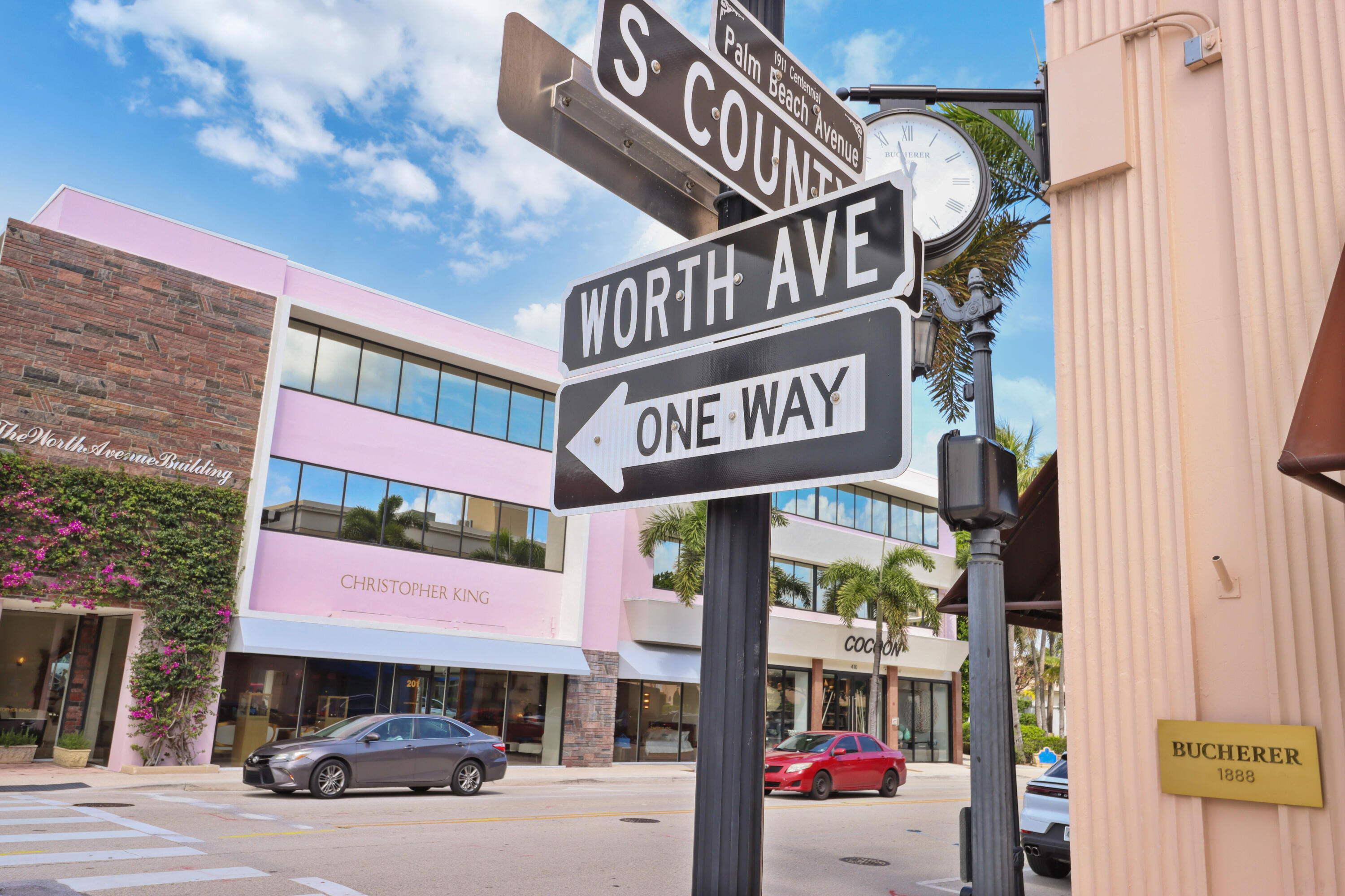 PRADO CONDO - Residential