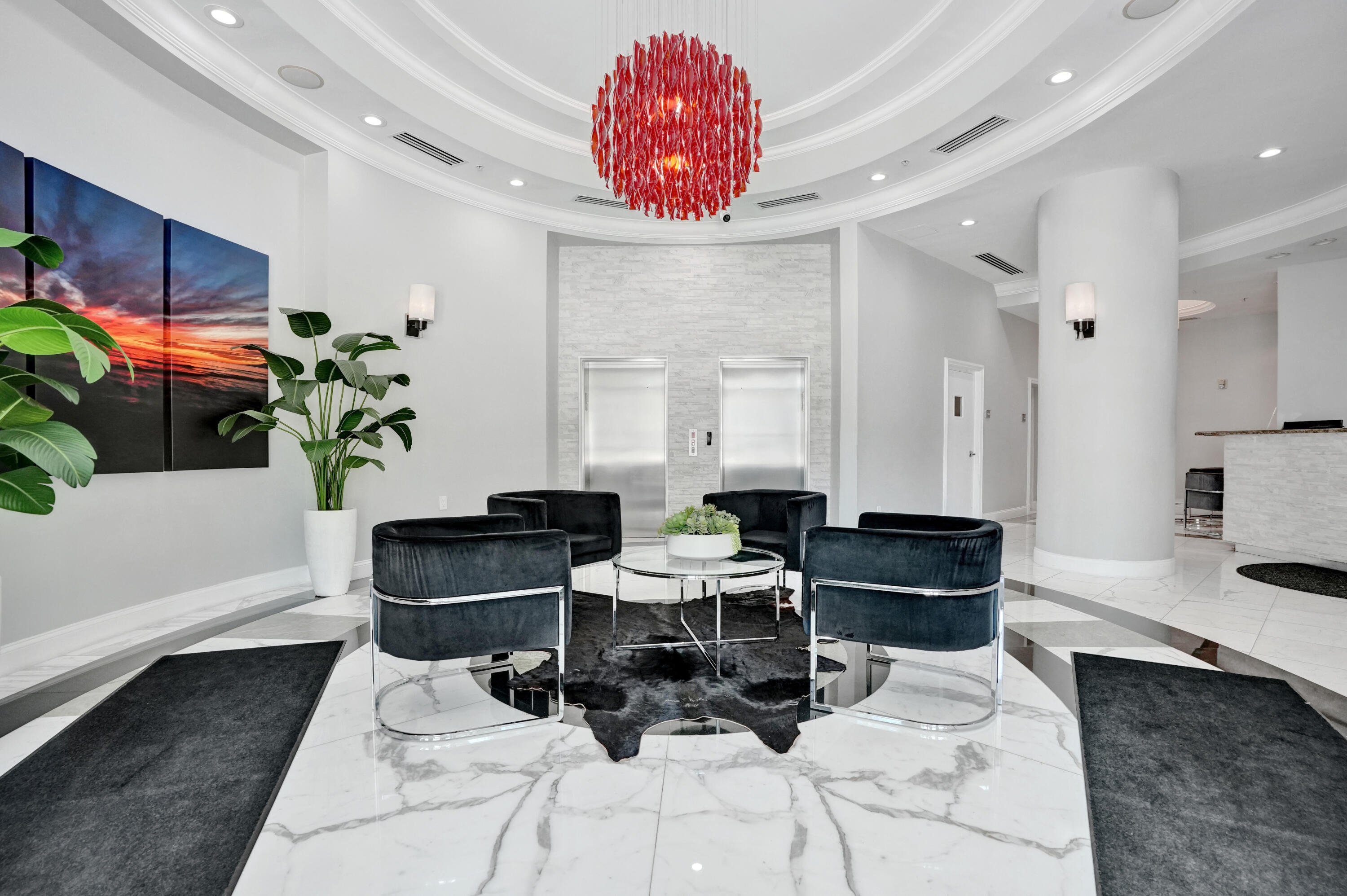 PRADO CONDO - Residential