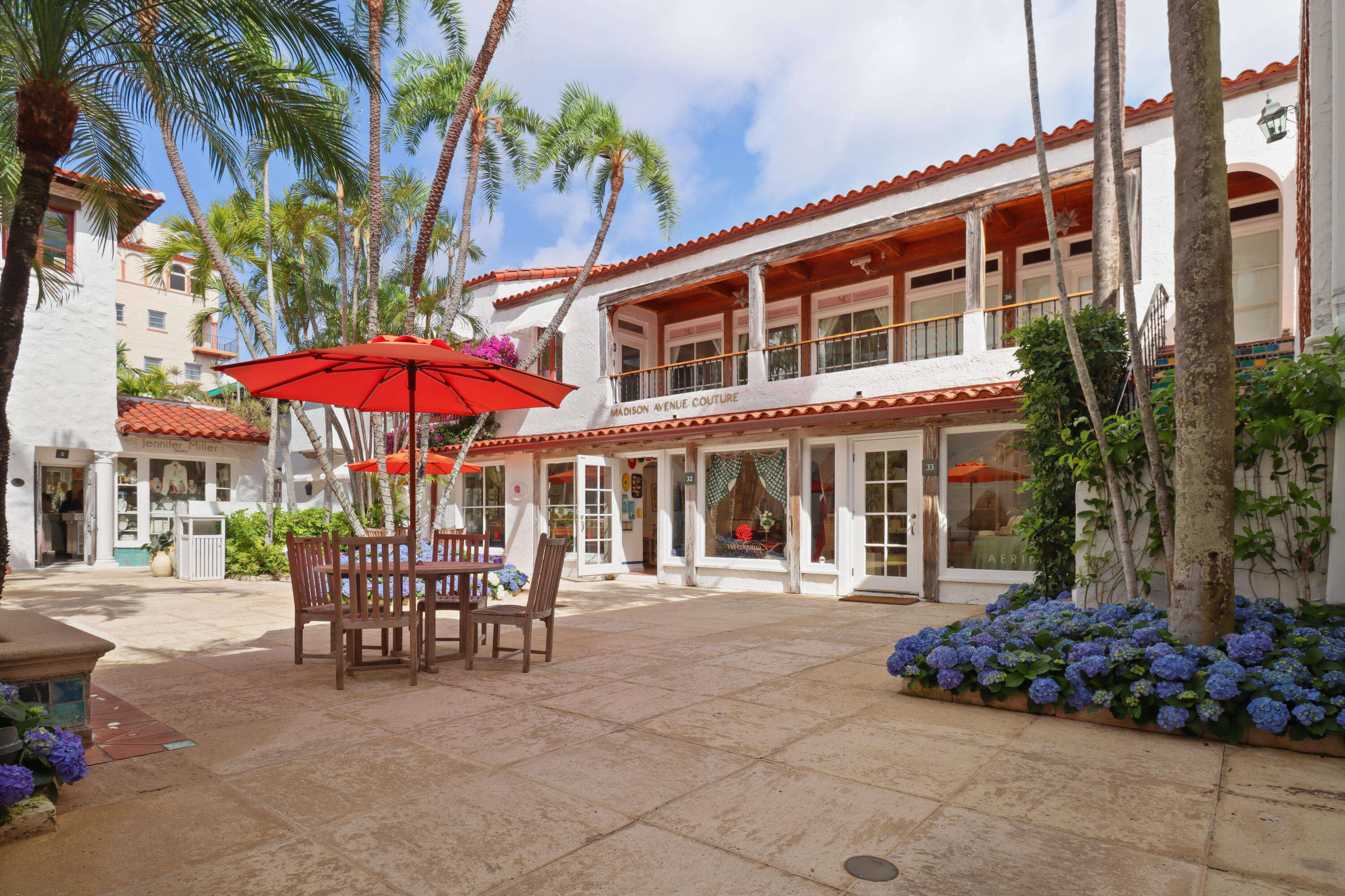 PRADO CONDO - Residential