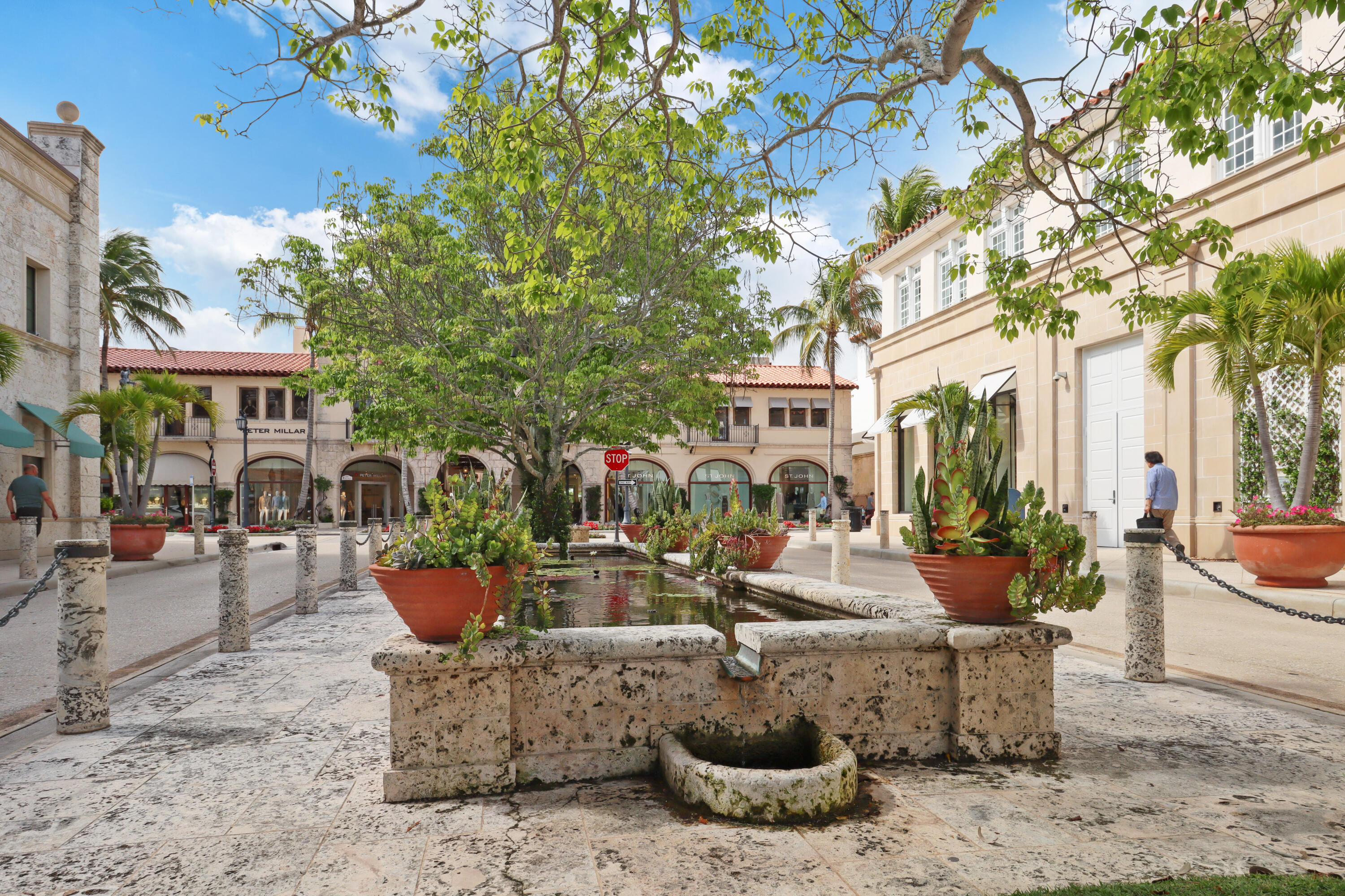 PRADO CONDO - Residential