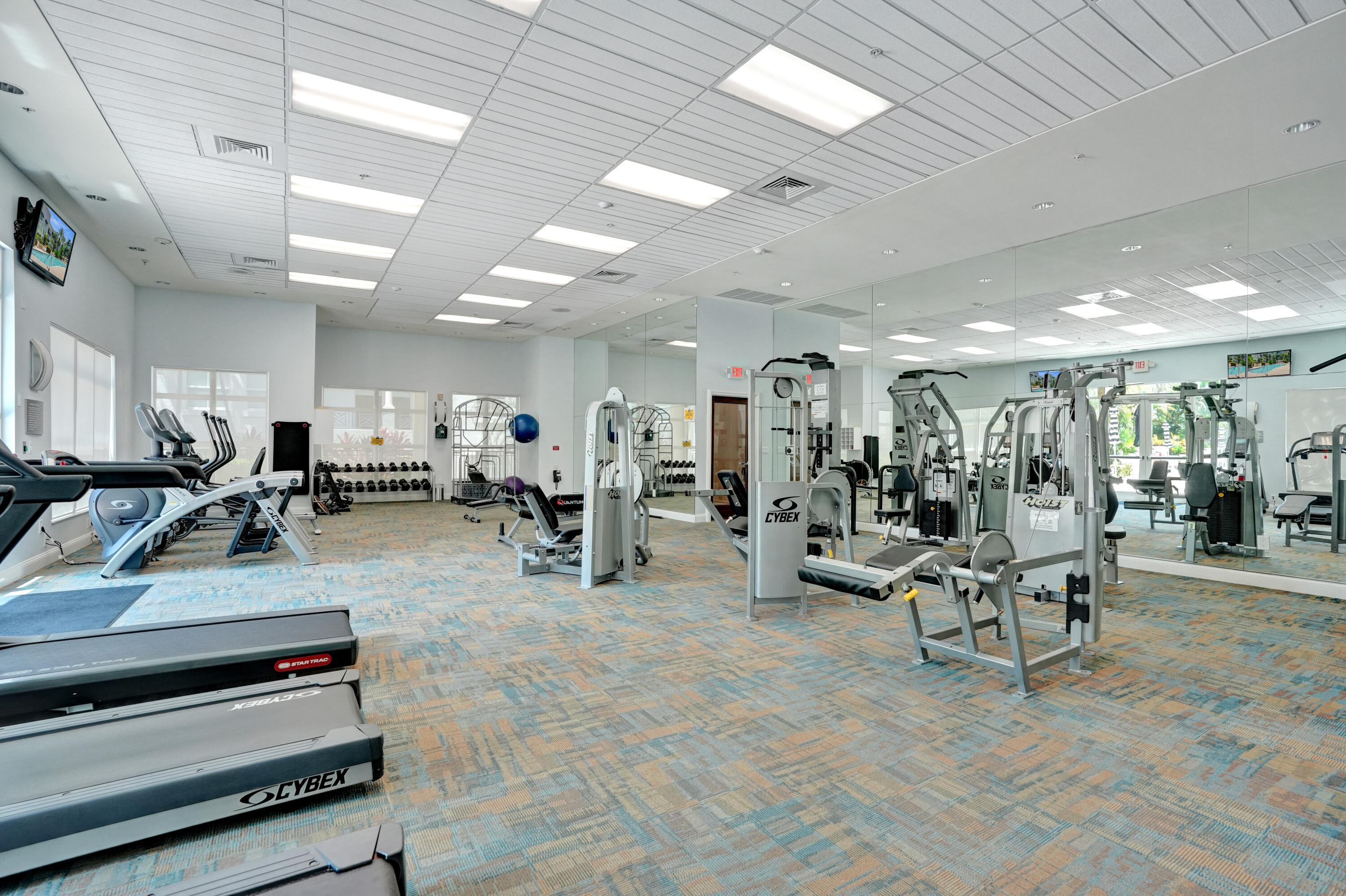 PRADO CONDO - Residential