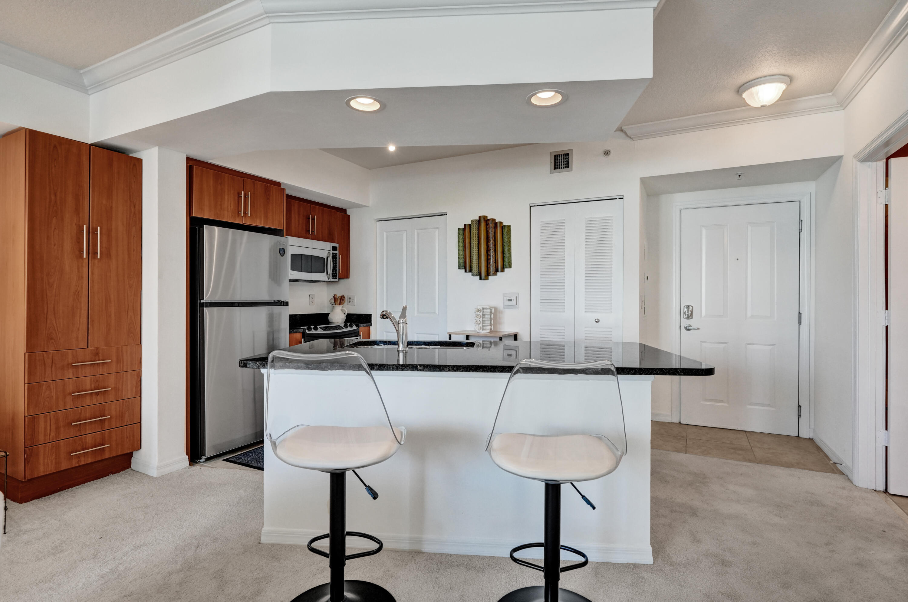 PRADO CONDO - Residential