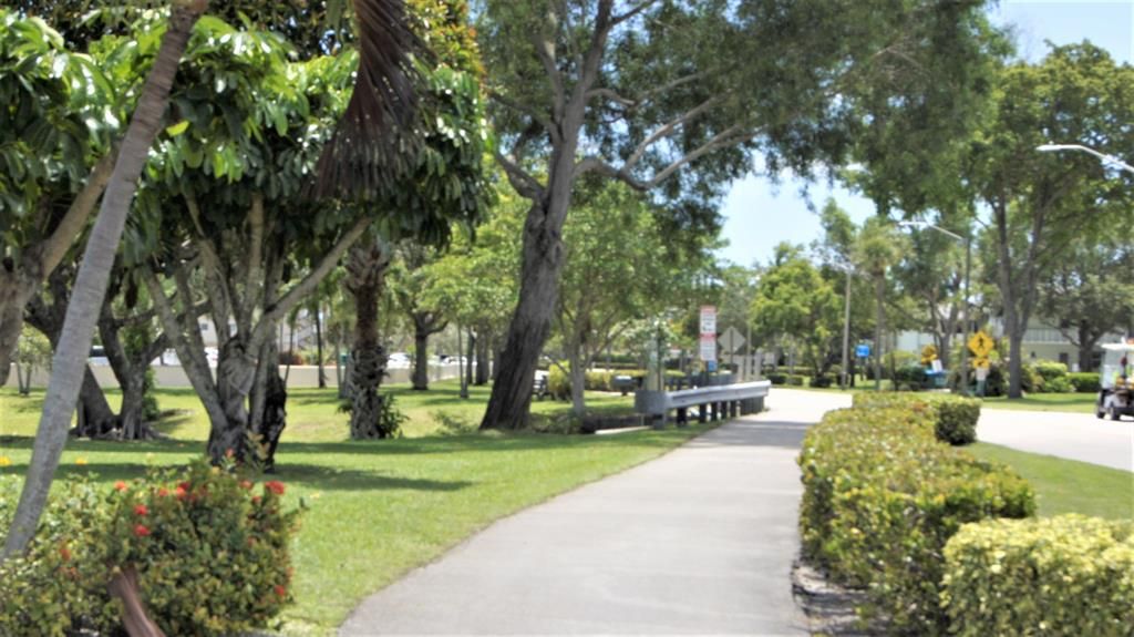 Photo of 1 Easthampton A #1, West Palm Beach, FL 33417 (MLS # R10716694)