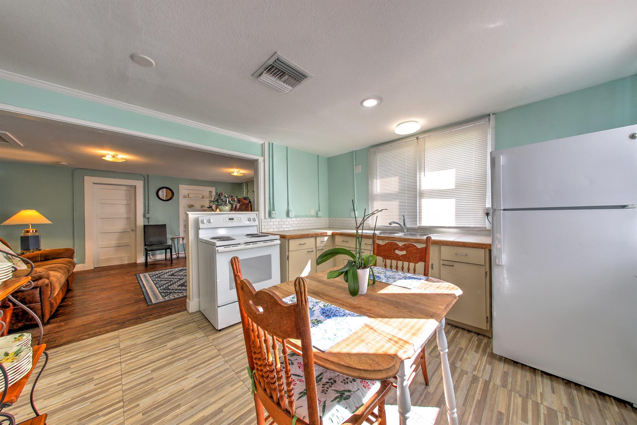 METES AND BOUNDS - Residential