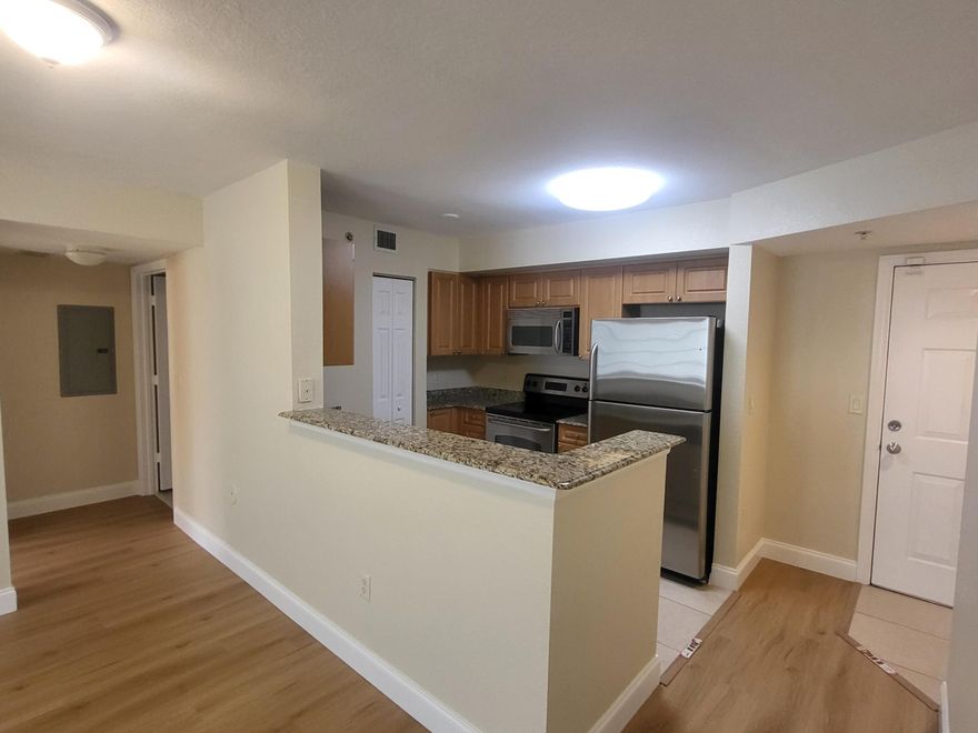Nice and well-maintained condo with a private back setting—no rear neighbors and a peaceful green view. Conveniently located within walking distance to Walmart and Publix for all your shopping needs. Enjoy great community amenities including a pool, clubhouse, and more. Perfect for comfortable and convenient living.